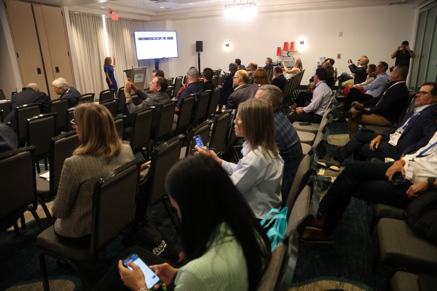 agc-conferencia-ejecutiva-convencion-2025-8
