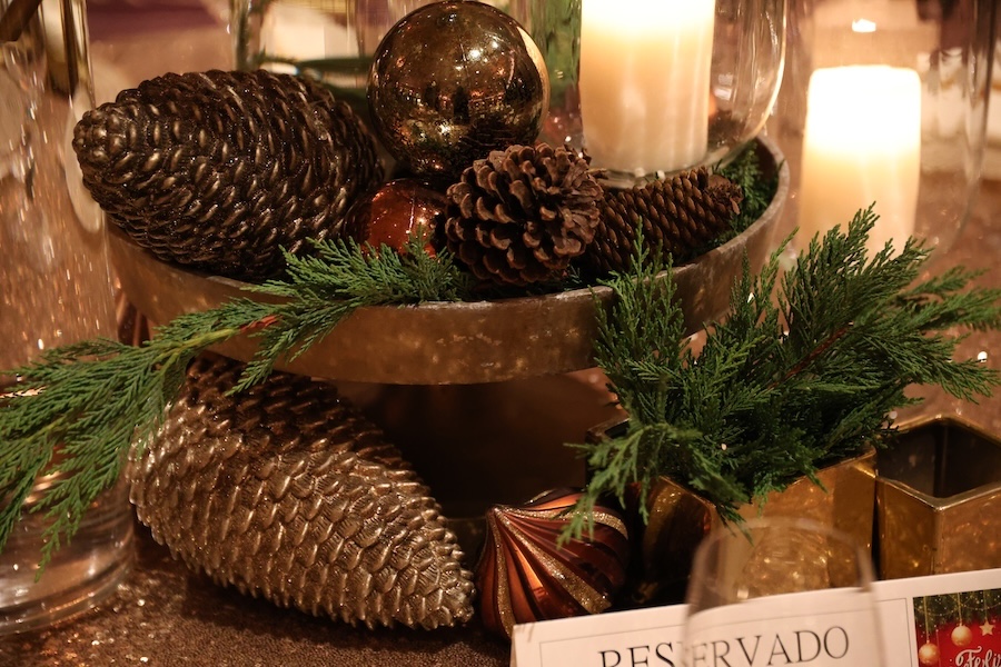 AGC Holiday 2025A17A3700