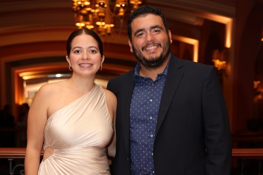 AGC Holiday 2025A17A3728