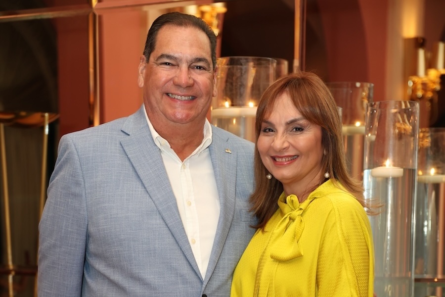 AGC Holiday 2025A17A3730