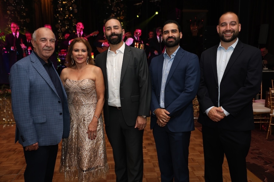 AGC Holiday 2025A17A3774