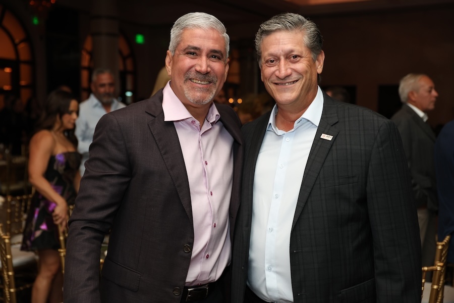 AGC Holiday 2025A17A3778