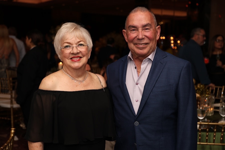 AGC Holiday 2025A17A3805