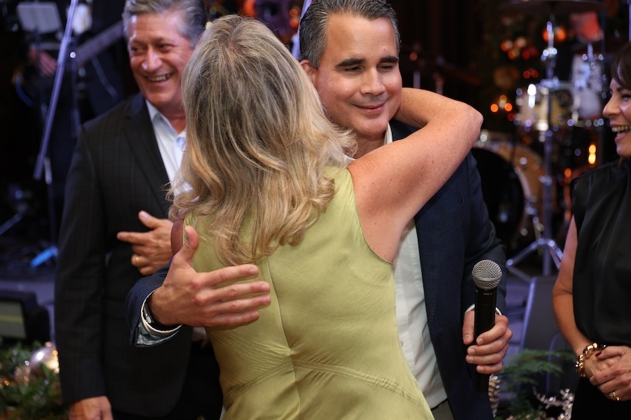 AGC Holiday 2025A17A3837