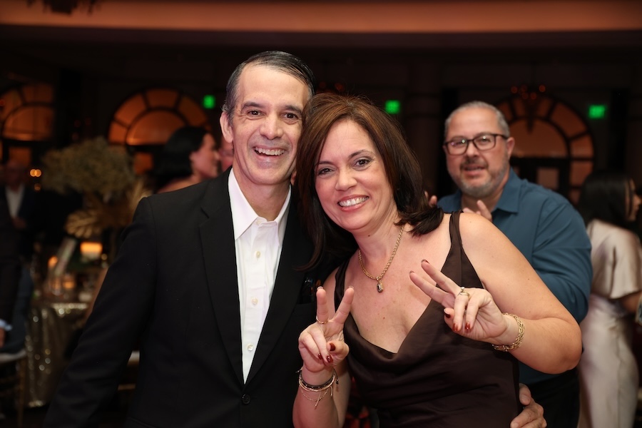 AGC Holiday 2025A17A3875