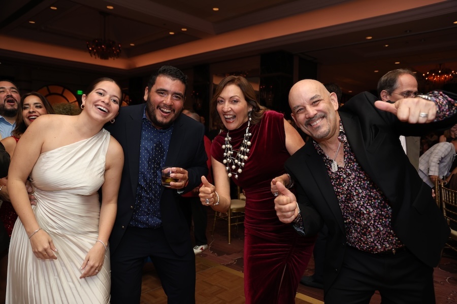 AGC Holiday 2025A17A3881