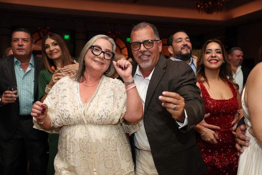 AGC Holiday 2025A17A3882