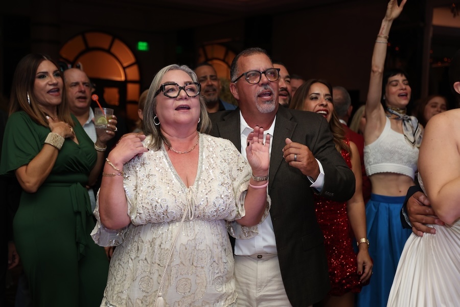 AGC Holiday 2025A17A3889