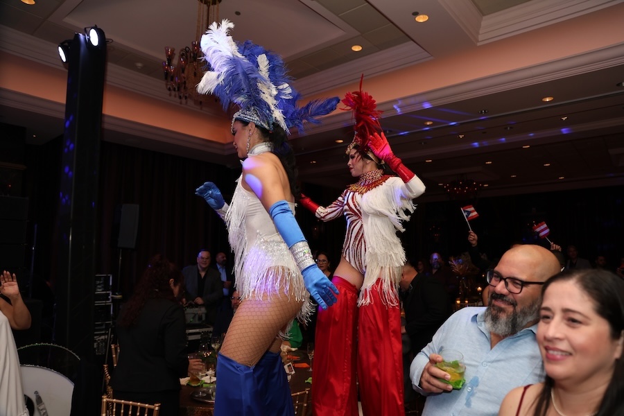 AGC Holiday 2025A17A3947