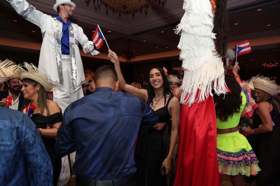 AGC Holiday 2025A17A3963