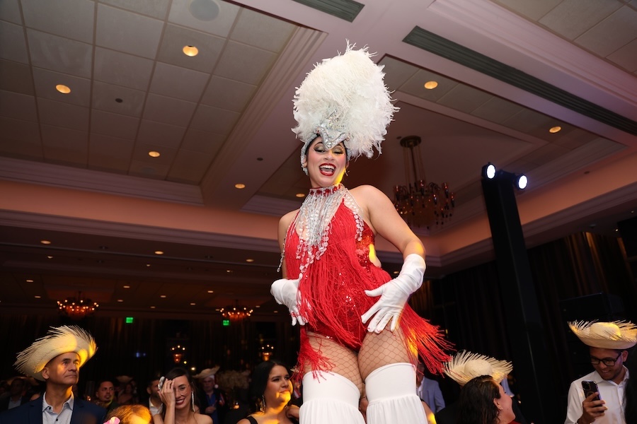 AGC Holiday 2025A17A3970