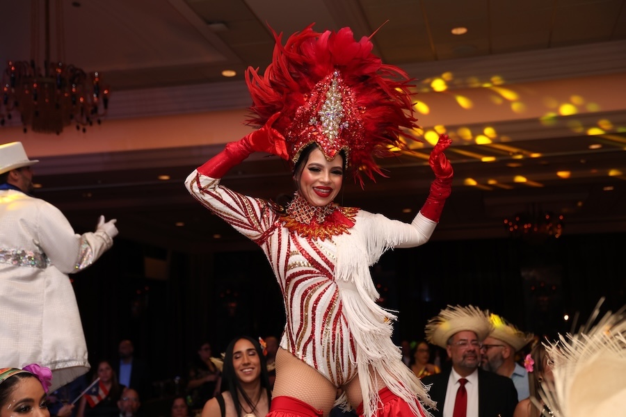 AGC Holiday 2025A17A3975