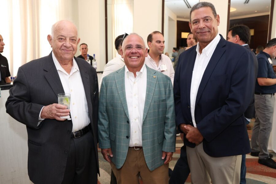 Reunion-almuerzo-junio-agc-22