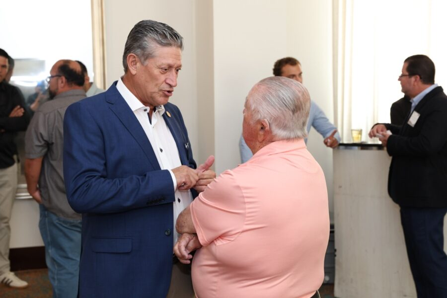Reunion-almuerzo-junio-agc-9